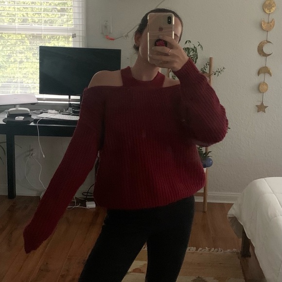 LF Off the Shoulder Maroon Sweater size S - Picture 2 of 8